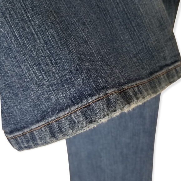 WHBM Blanc Mid Rise Flare Leg Blue Denim Jeans 8R - Picture 9 of 12